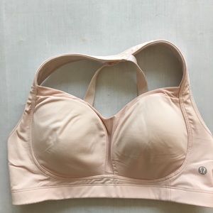 Lululemon Ta Ta Tamer III Blush 34DD
